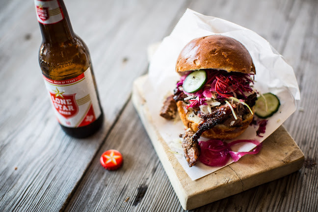 Holy Smoke BBQ - Nyhamnsläge