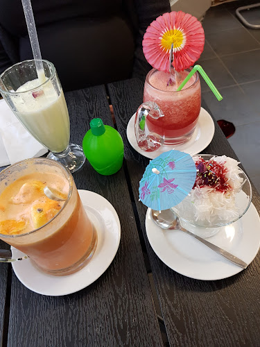 Café Kochini - Gastronomi och hotellverksamhet