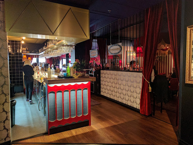 Comentarii opinii despre Pinchos K