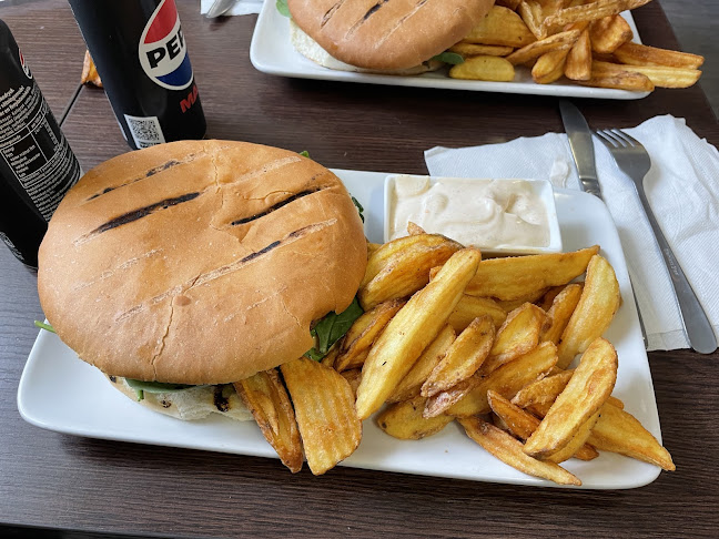 Opinii despre Lasarettsgrillen în Borås - Gastronomi och hotellverksamhet