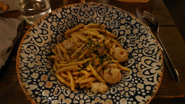 Tutto Bello - Gastronomi och hotellverksamhet