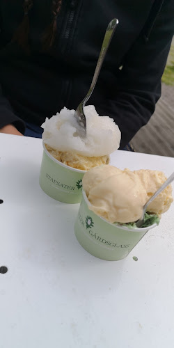 Stafsäter Gårdsglass - Gastronomi och hotellverksamhet