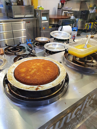 Opinii despre Mr. Kunafa în Södertälje - Gastronomi och hotellverksamhet