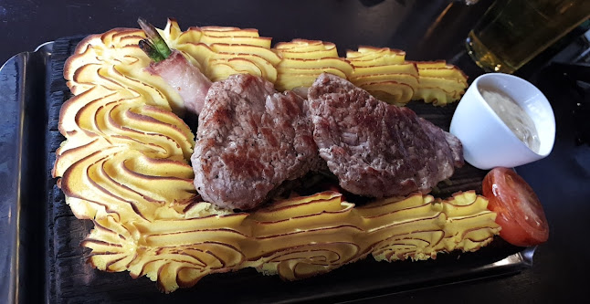 Comments and reviews of Star Bar