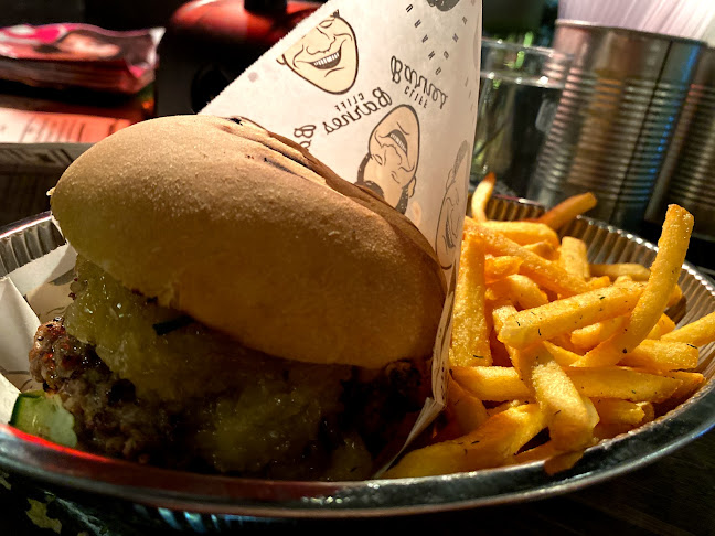 Comentarii opinii despre Cliff Barnes