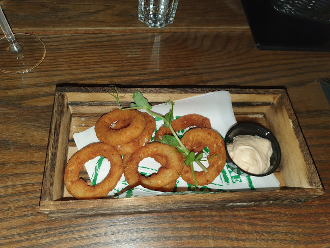 Henriksberg - Gastronomi och hotellverksamhet