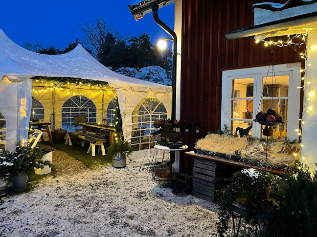 Ekö Gård - Gårdsbutik och Trädgårdscafé - Gastronomi och hotellverksamhet