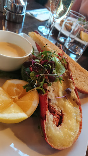 Roy's Mat o Bar Phone number