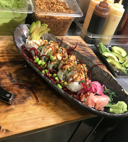 Opinii despre Dalparkens Gatukök | Sushi | Wok în Södertälje - Gastronomi och hotellverksamhet