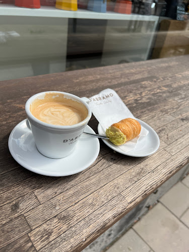 D'abramo - Gastronomi och hotellverksamhet