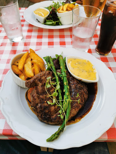 Opinii despre Santorini Sofras Meze Kolgrill în Lidköping - Gastronomi och hotellverksamhet