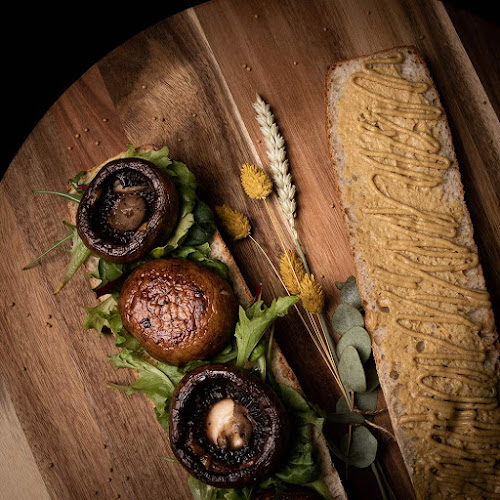 Sandwichery AB - Gastronomi och hotellverksamhet