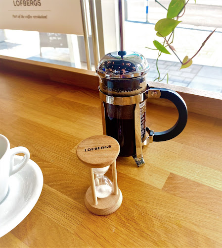 Opinii despre Löfbergs Rosteri & Kaffebar în Karlstad - Gastronomi och hotellverksamhet