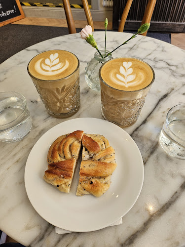 Opinii despre Kafé Två Goda Ting în Mariefred - Gastronomi och hotellverksamhet