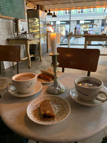 Opinii despre Fabrique Sveavägen 29 în Stockholm - Gastronomi och hotellverksamhet