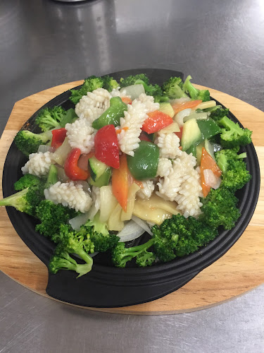 Opinii despre New China Restaurant în Härnösand - Gastronomi och hotellverksamhet