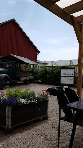 Eriksgården - restaurang och gårdsbutik - Sjöbo