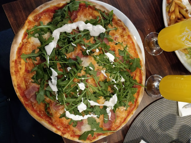 Reviews of Loran's Restaurang & Pizzeria in Älvsjö - Gastronomi och hotellverksamhet