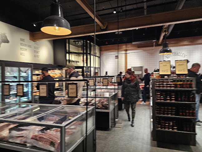 Kötthallen Järfälla - Gastronomi och hotellverksamhet