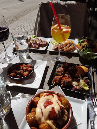 Comentarii opinii despre Caliente Tapasbar City