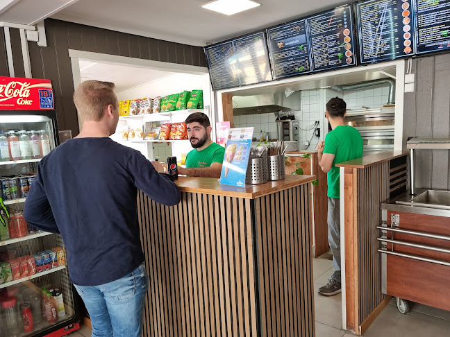 Pad Thai - Gastronomi och hotellverksamhet