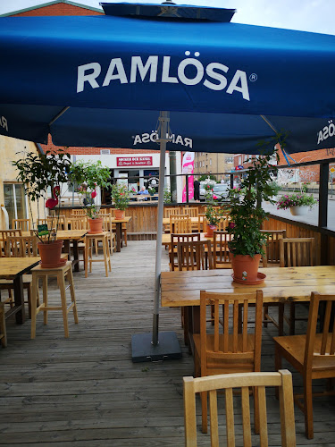 Nazar Restaurang/backarnas krog - Gastronomi och hotellverksamhet