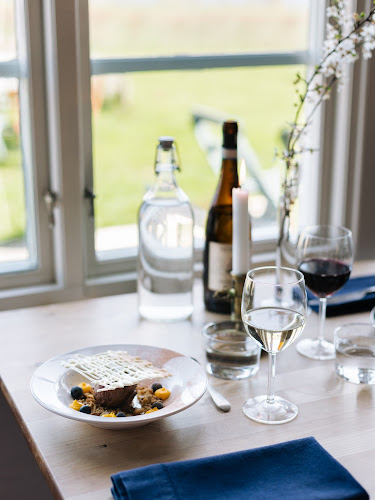 Opinii despre Sköllengården Restaurang în Simrishamn - Gastronomi och hotellverksamhet