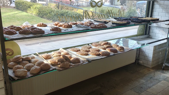 Opinii despre Bullens Bageri och Konditori în Solna - Gastronomi och hotellverksamhet