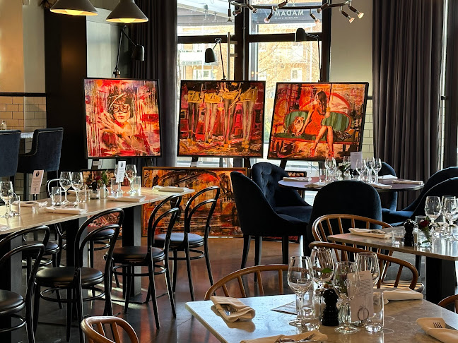 Comentarii opinii despre Madame Brasserie & Café