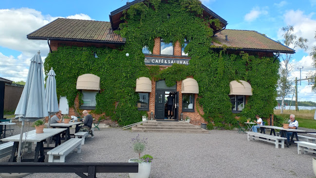 Grön Ko Café & Saluhall - Gastronomi och hotellverksamhet