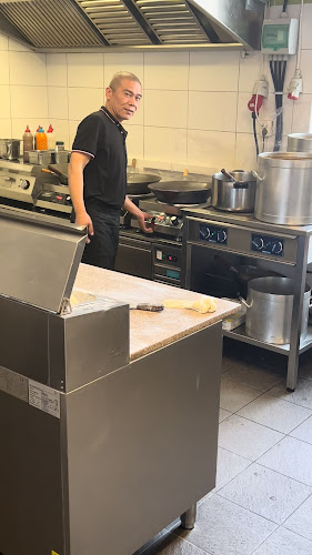 Noodle Master - Gastronomi och hotellverksamhet