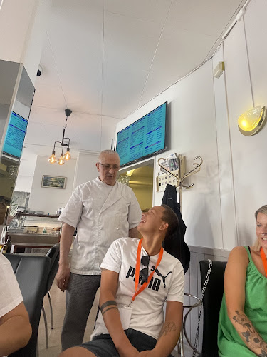 Pappas - Gastronomi och hotellverksamhet