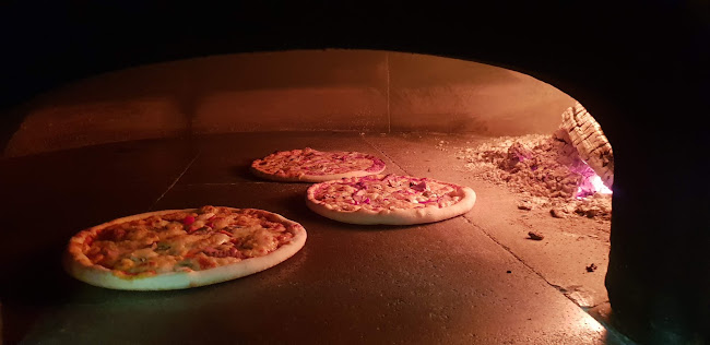 Restaurang & Vedugnspizza,Grill - Gastronomi och hotellverksamhet