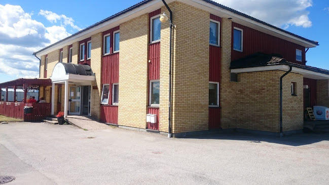 Irenes Bar & Catering Open Times