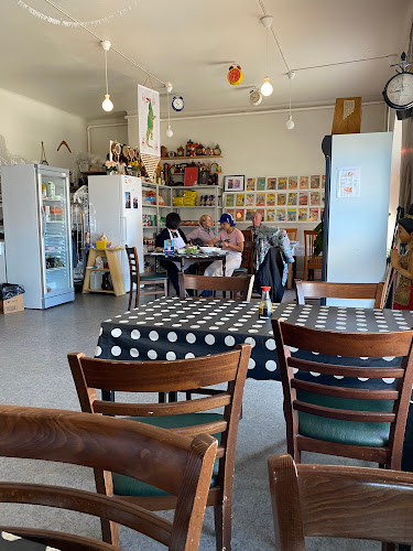 Opinii despre Sushi Take Away Kiruna în Kiruna - Gastronomi och hotellverksamhet