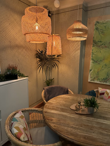 Opinii despre Nice Valley - Kristinahuset în Sköndal - Gastronomi och hotellverksamhet