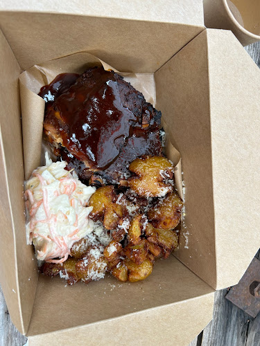 Messy & Tasty - Gastronomi och hotellverksamhet