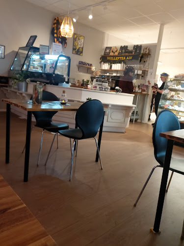 Comentarii opinii despre Café Kanel