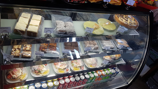 Opinii despre Cafe Båthuset Kårehamn în Sverige - Gastronomi och hotellverksamhet