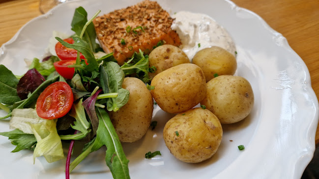 Reviews of Paulas in Stockholm - Gastronomi och hotellverksamhet