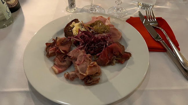 Östergårds mat, fest & möten - Gastronomi och hotellverksamhet