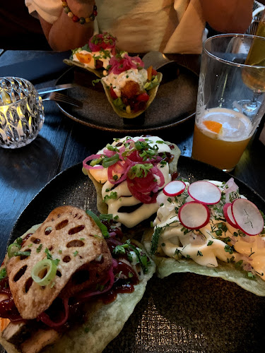 Comentarii opinii despre 19Hundra