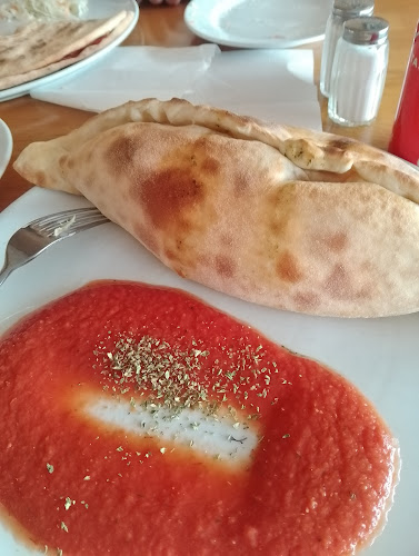 Jhonny's American & Italian Kitchen - Gastronomi och hotellverksamhet