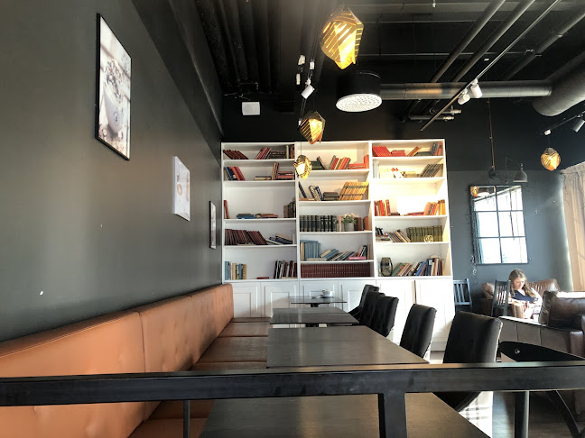 Candela Coffee - Gastronomi och hotellverksamhet