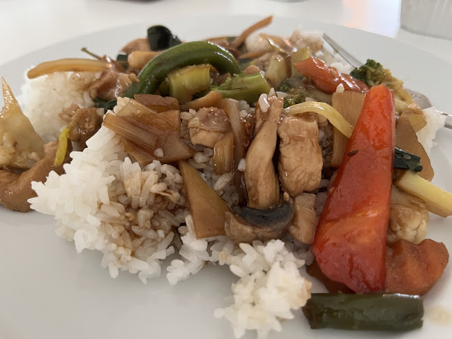 Ruang Khaw Thai Restaurang Take away Phone number