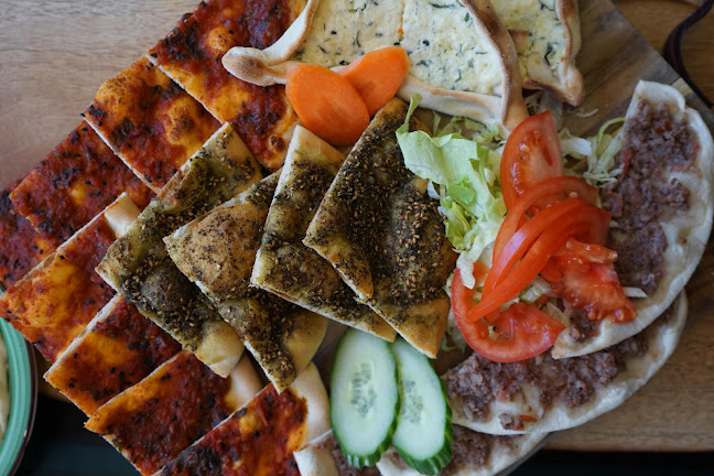 Milo's Pizzeria & Grill - Gastronomi och hotellverksamhet