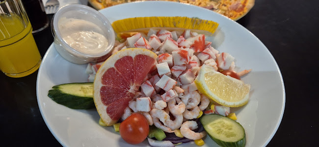 Comments and reviews of DG's Fastfood