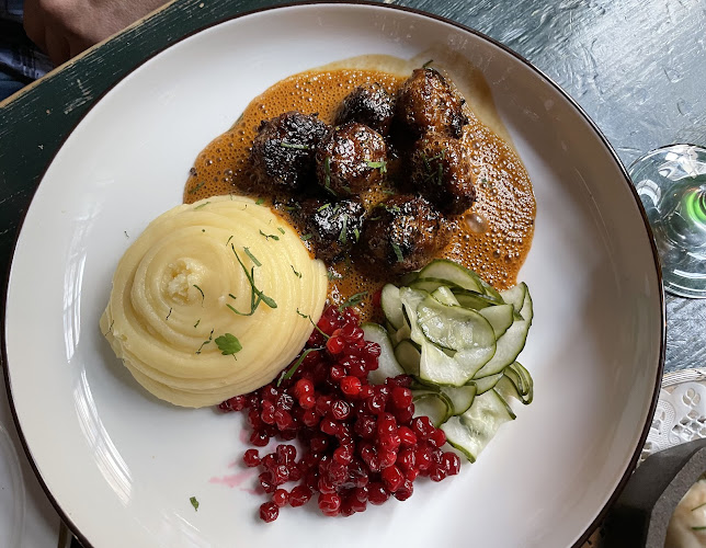 Comentarii opinii despre Den Gyldene Freden