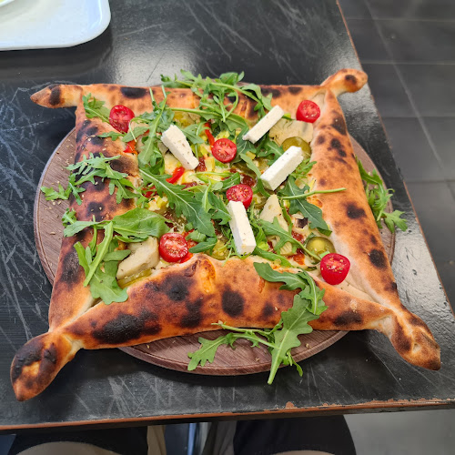 Nyköpings Pizza Center-Pizza, grill, pasta, hamburgare och sallad Open Times