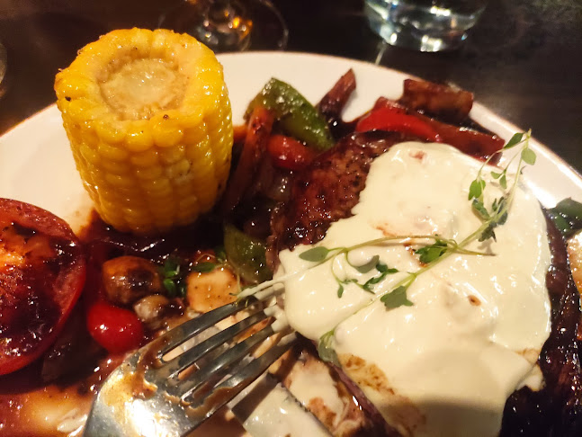 Opinii despre Restaurang Maxim în Örebro - Gastronomi och hotellverksamhet